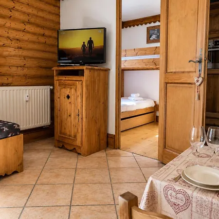 Au Coeur De - La Ginabelle, Calme Avec Piscine, Sauna & Garage *