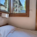 Au Coeur De - La Ginabelle, Calme Avec Piscine, Sauna & Garage דירה *